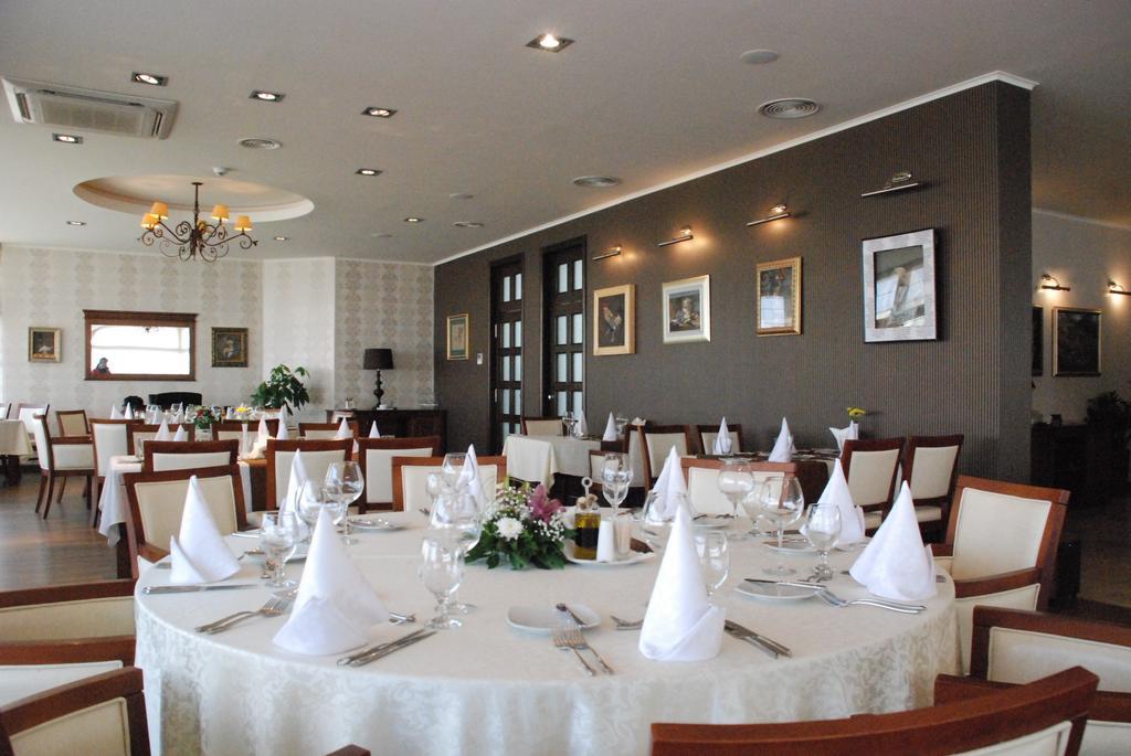 Hotel Srbija Vrsac Dış mekan fotoğraf