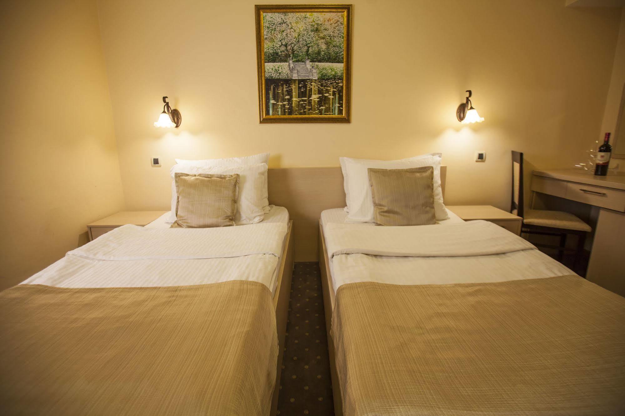 Hotel Srbija Vrsac Dış mekan fotoğraf
