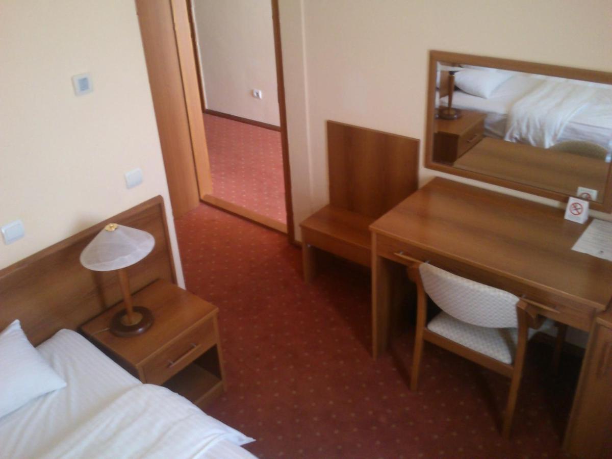 Hotel Srbija Vrsac Dış mekan fotoğraf