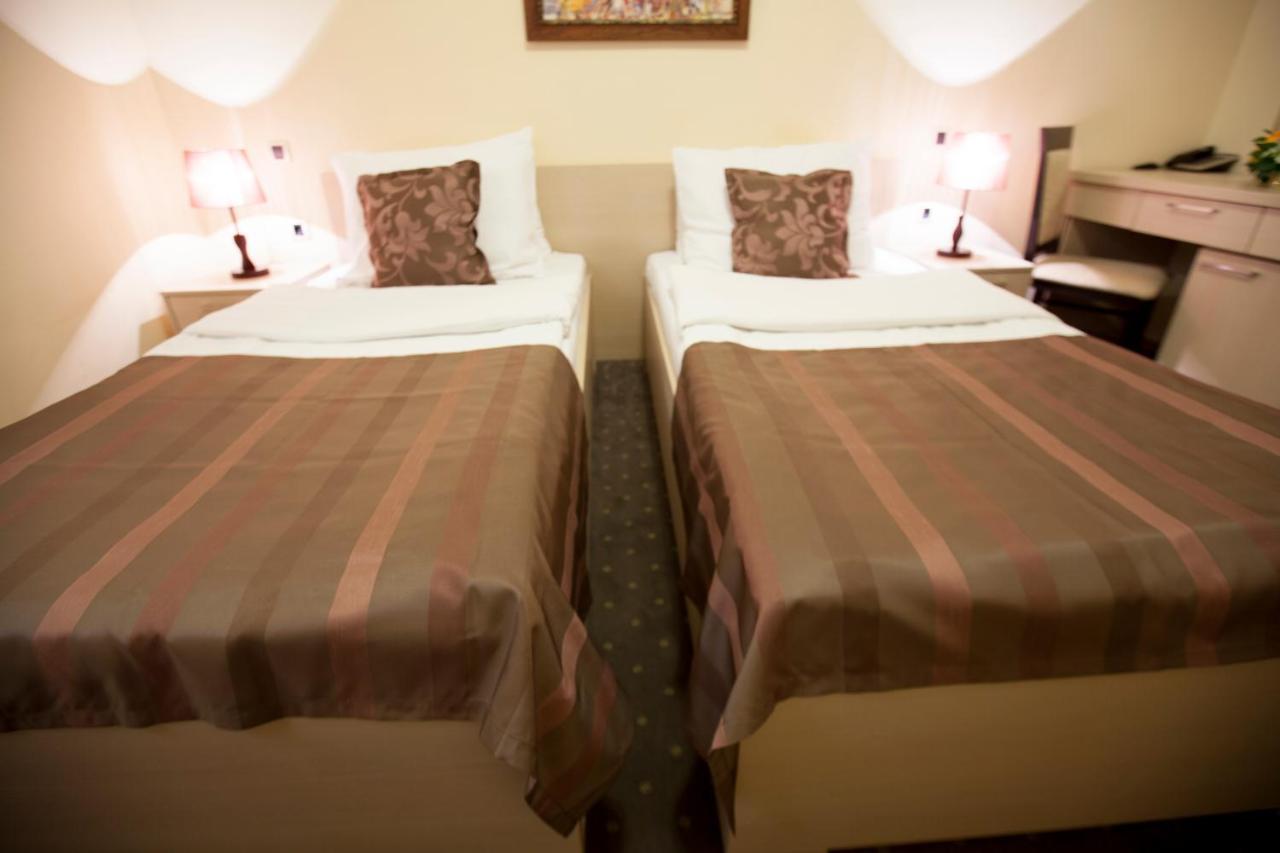 Hotel Srbija Vrsac Dış mekan fotoğraf
